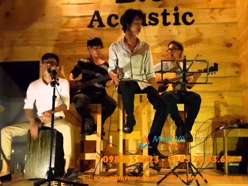 Gía Ban Nhạc Chơi ACOUSTIC