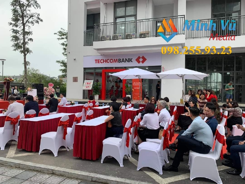 Chuẩn bị tiệc teabreak cho sự kiện khai trương