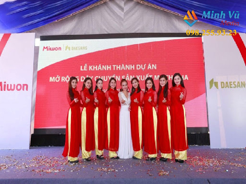 Đội ngũ PG trẻ trung, xinh đẹp